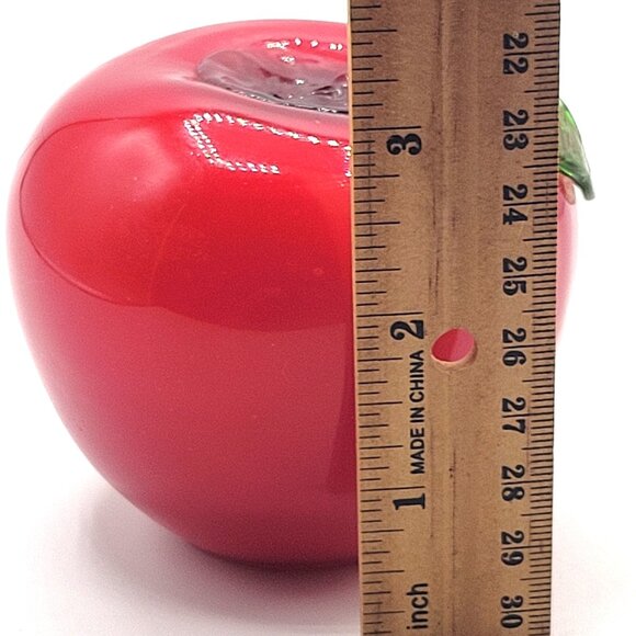 Art Glass Red Apple Green Stem Handblown Paper Weight Sun Catcher Collectible - Picture 5 of 6